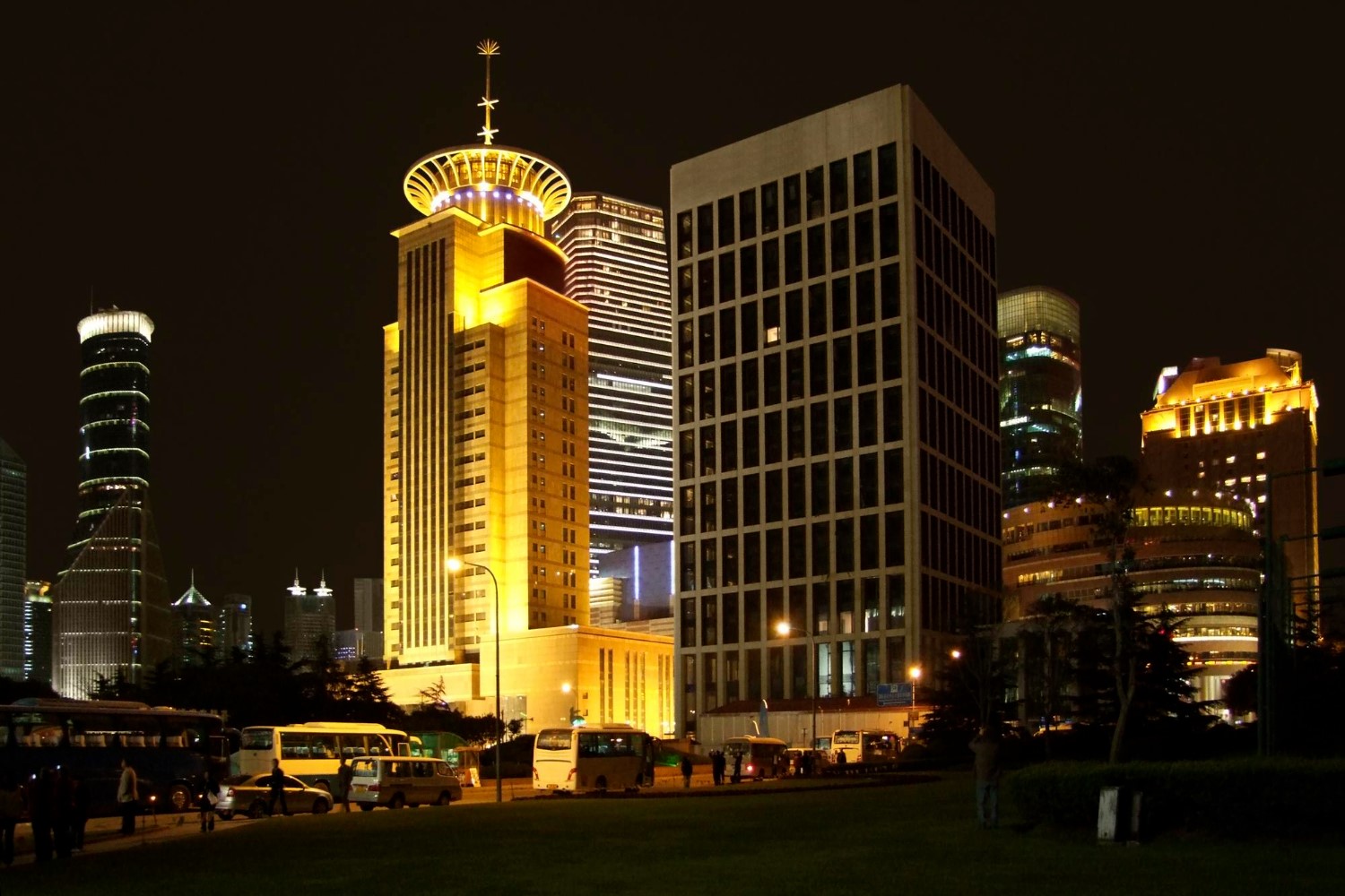 Resorts World Las Vegas modern facade
